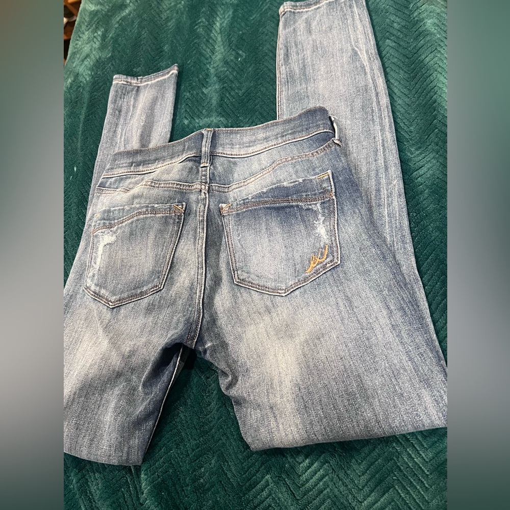 Express Y2K Light Wash Distressed Mid-rise Skinny Jeans - Picture 3 of 8